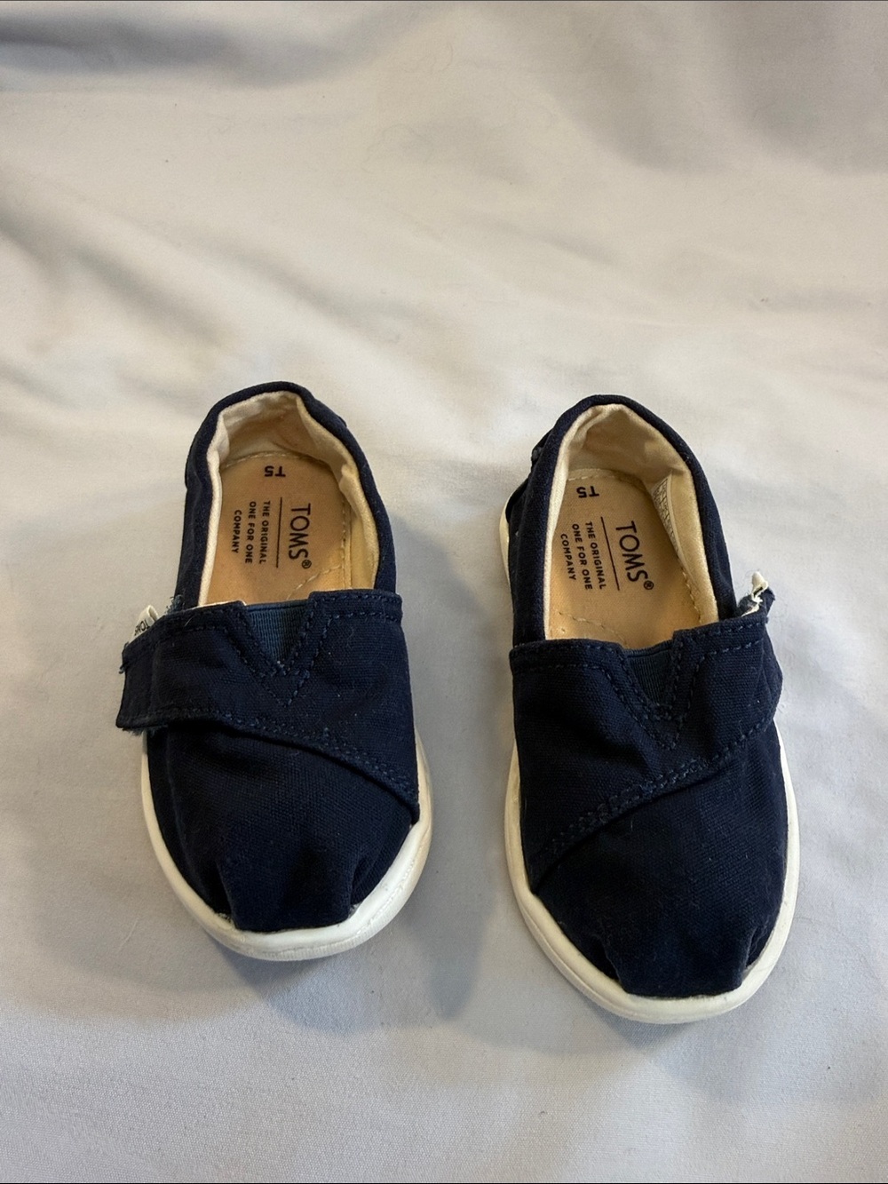 TOMS Kids Navy Canvas Velcro Sneakers